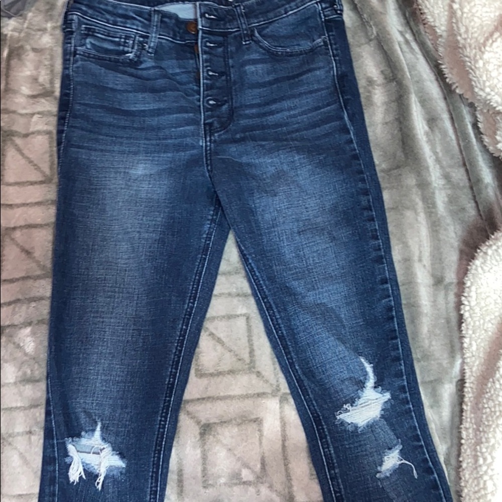 Dark blue Jeans